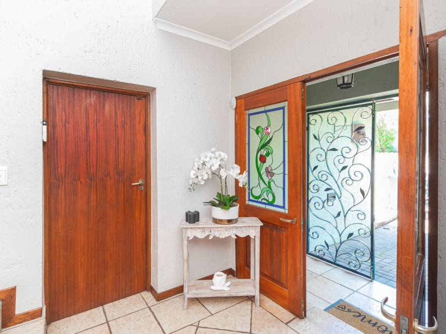 4 Bedroom Property for Sale in Caribbean Beach Club North West